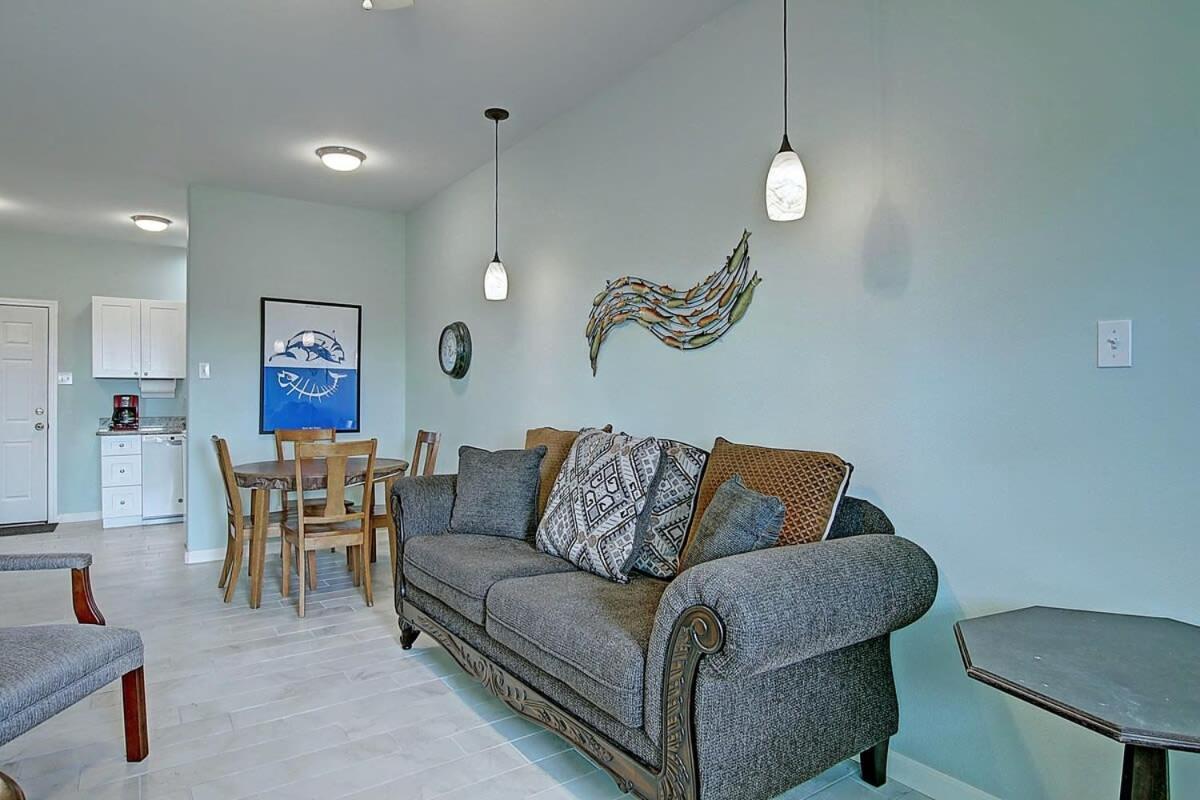 Captain Quarter'S 1 Bedrm Unit At Sea Isle Village Port Aransas Buitenkant foto