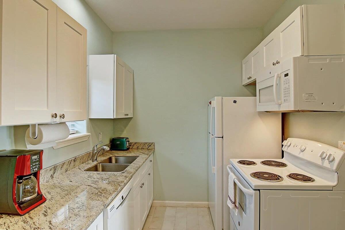 Captain Quarter'S 1 Bedrm Unit At Sea Isle Village Port Aransas Buitenkant foto